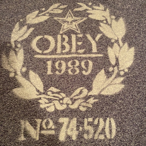 Women’s Obey T-shirt size medium - Picture 2 of 5